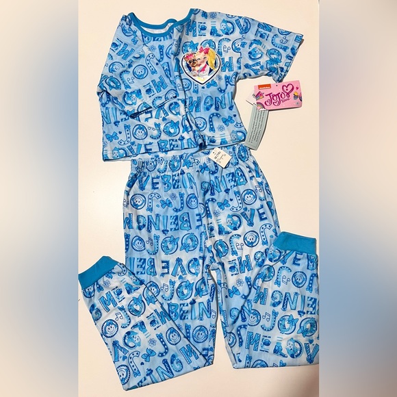 JoJo Siwa Pajamas - Picture 1 of 4